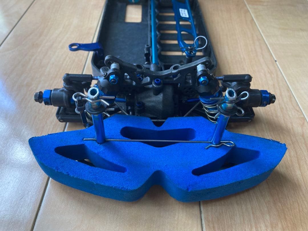 ス*応様 アソシエイテッド　RC10TC3 ファクトリーキット