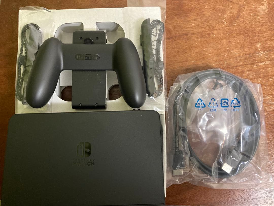 Switch 付属品付き(有機ELモデル)