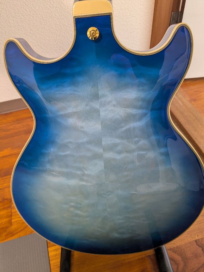 Ibanez AM93QM-JBB　セミアコ