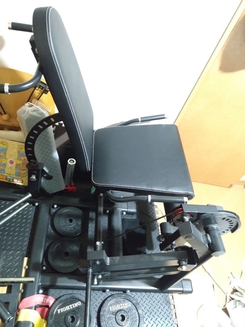 レッグエクステンション＆レッグカールマシン