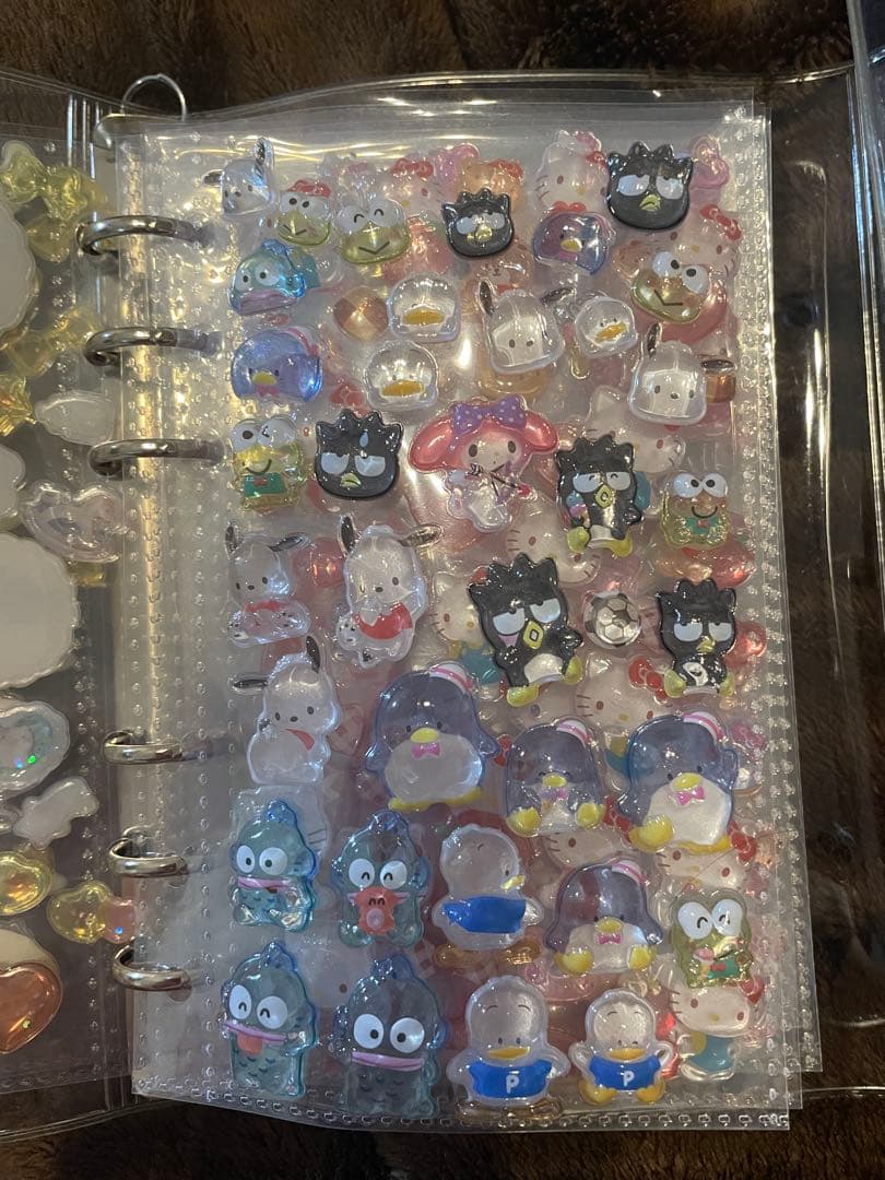 シール完成品　サンリオ　ボンボンドロップシール　8枚セット
