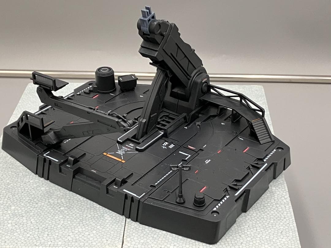 T.S.F Axis Model 1/100 オシリス・エリアル ドミネーター
