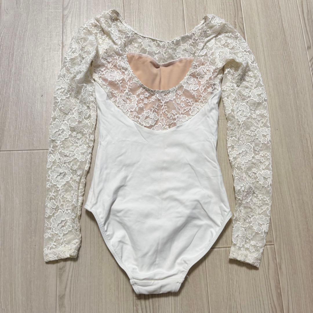 elevedancewear エレベダンスウェア　ホワイトレース　長袖レオタード