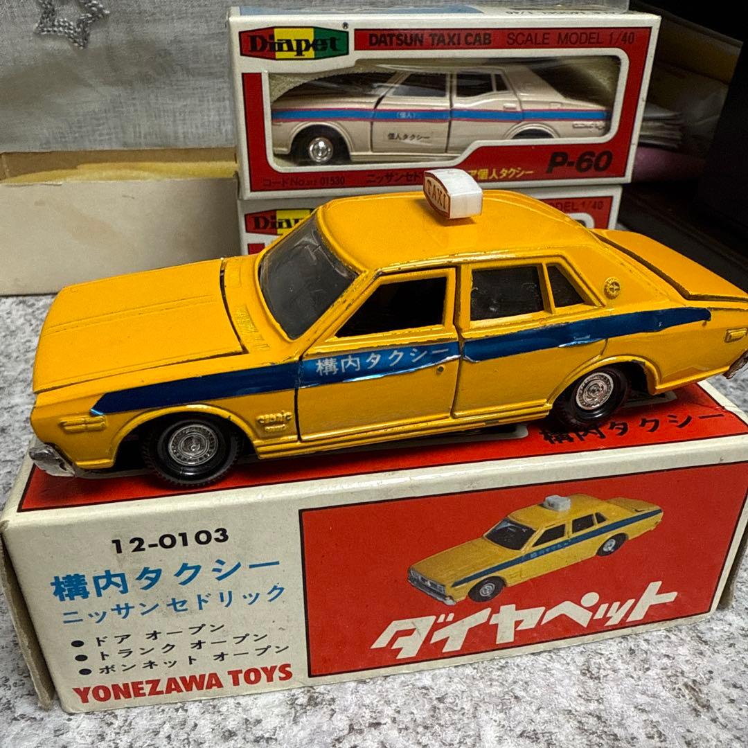 ダイヤペット　タクシー四種　日産セドリック　ニュークラウン
