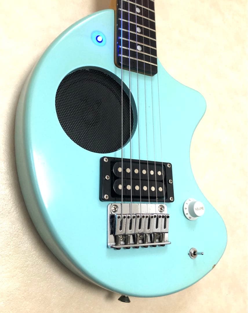 【美品】ZO-3 ライトブルー アンプ内蔵ミニギタ ヘッドフォン端子 青LED!