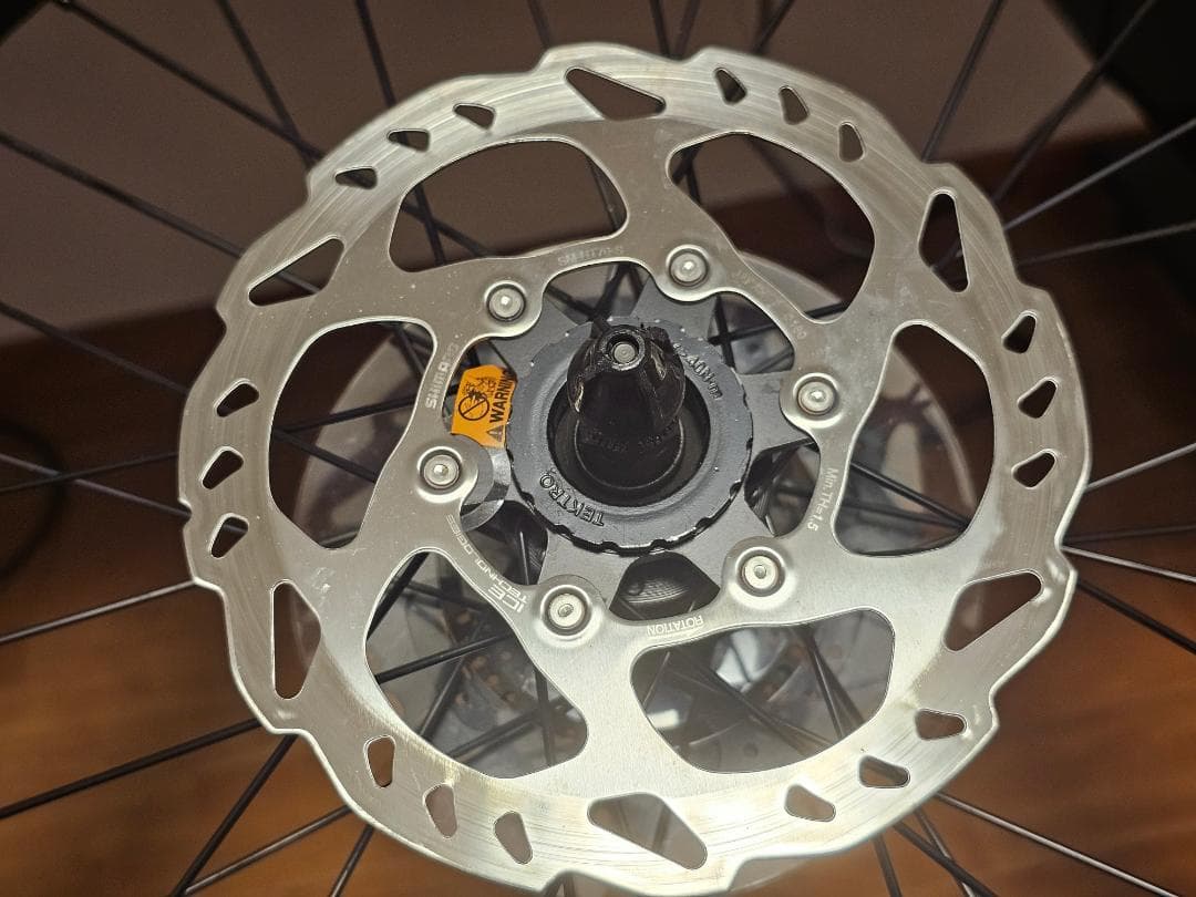TERN Vektron リアホイール＆新品タイヤセット（20インチ）
