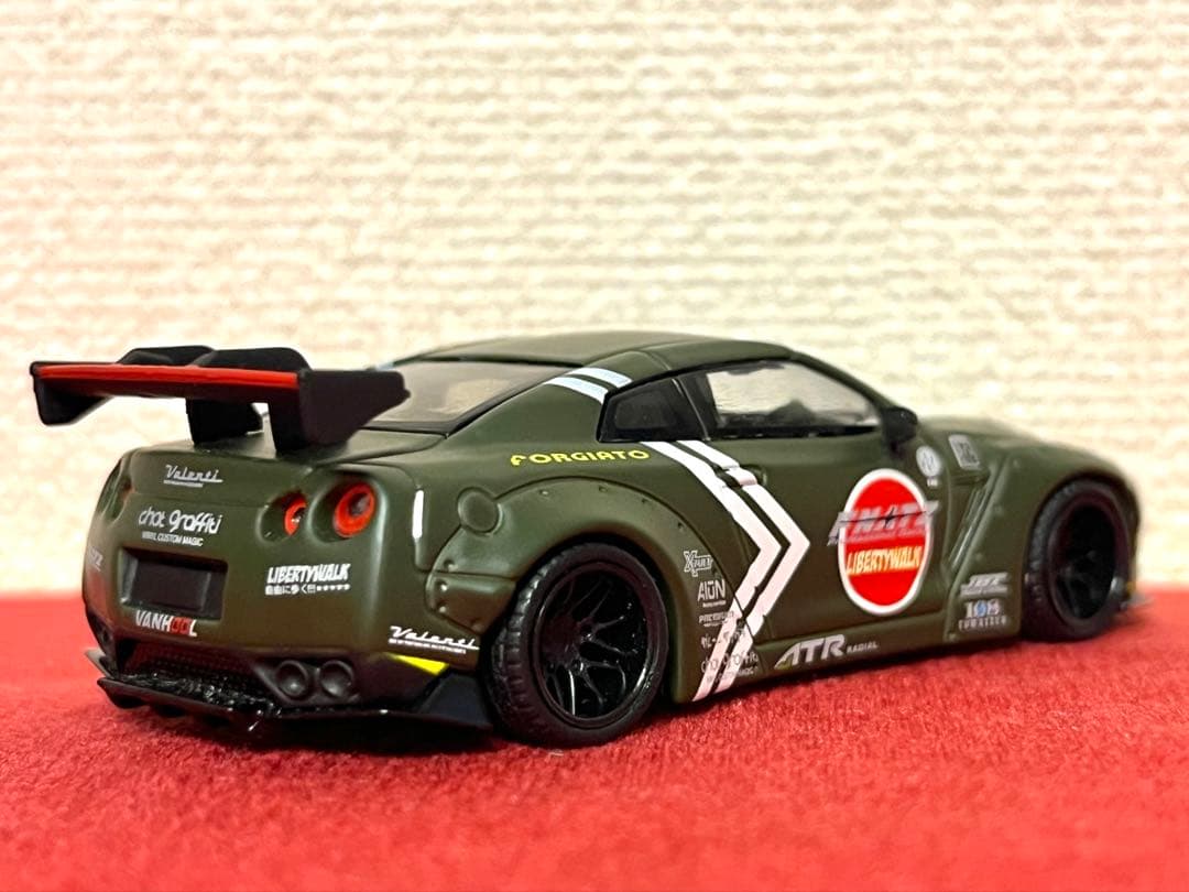 MINI GT 1/64 リバティーウォーク GT-R