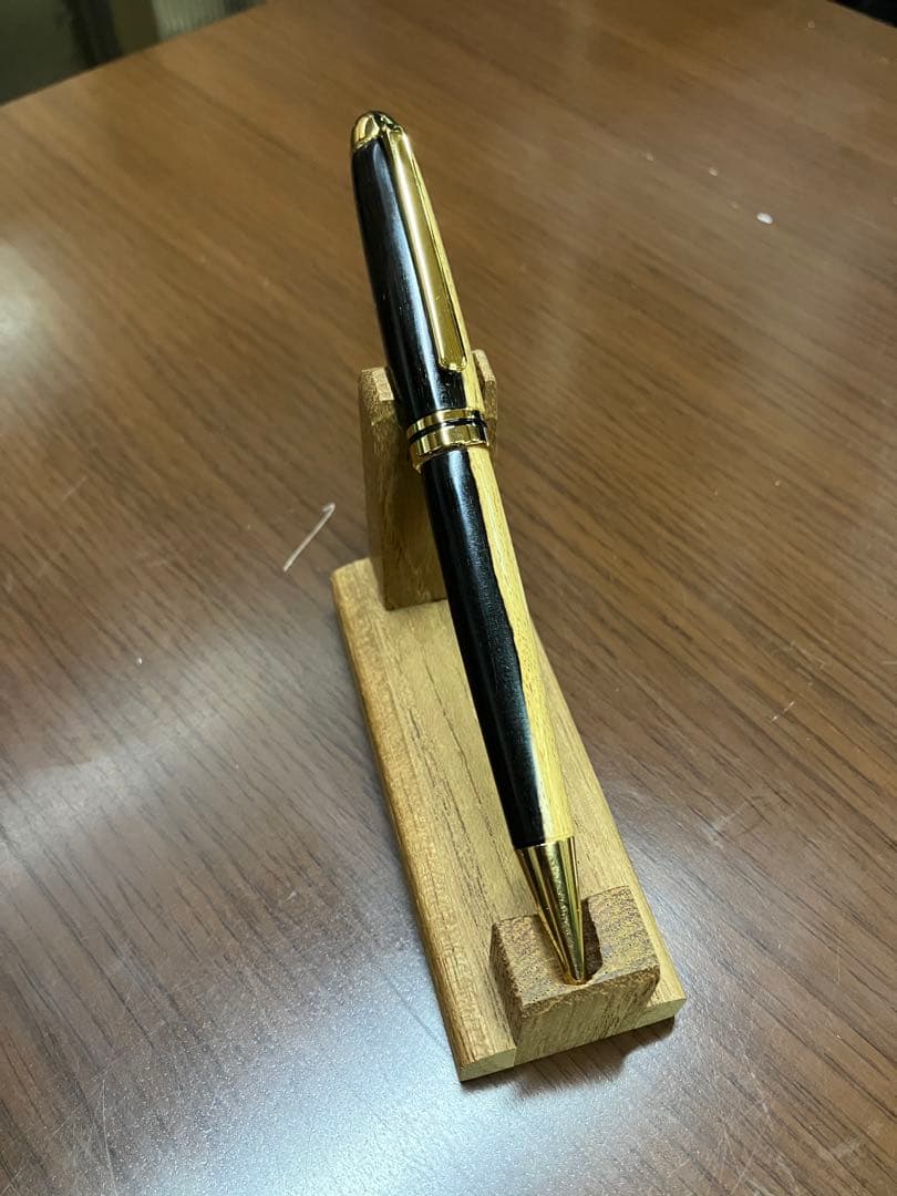 新作　木製ボールペン