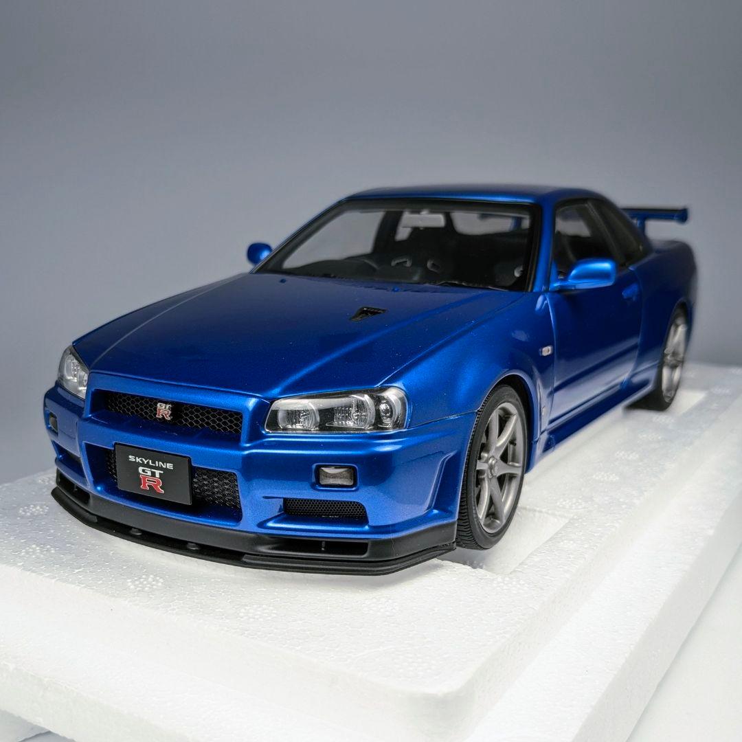 オートアート 1/18 日産 スカイライン GT-R VスペックII 77408