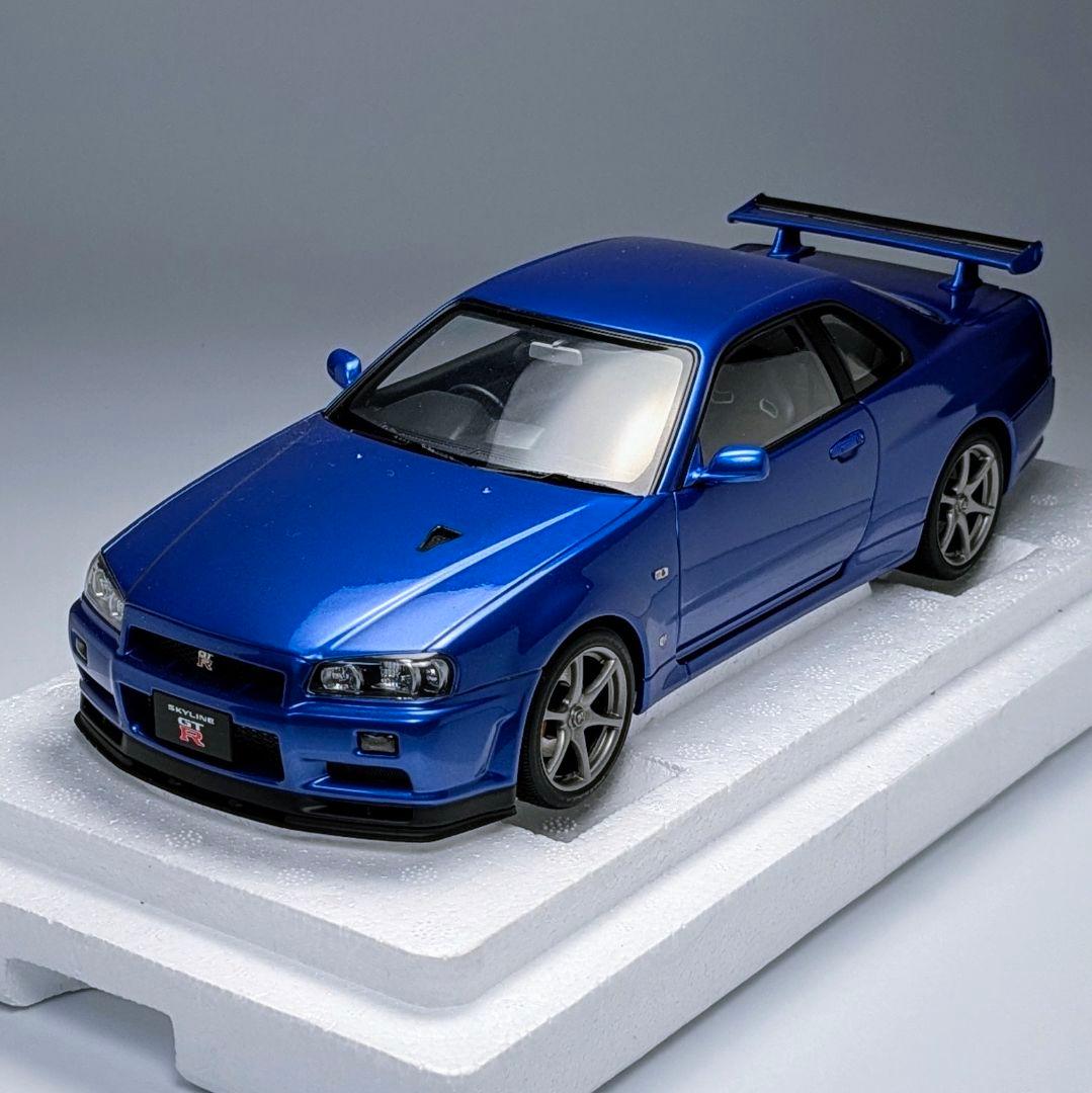 オートアート 1/18 日産 スカイライン GT-R VスペックII 77408