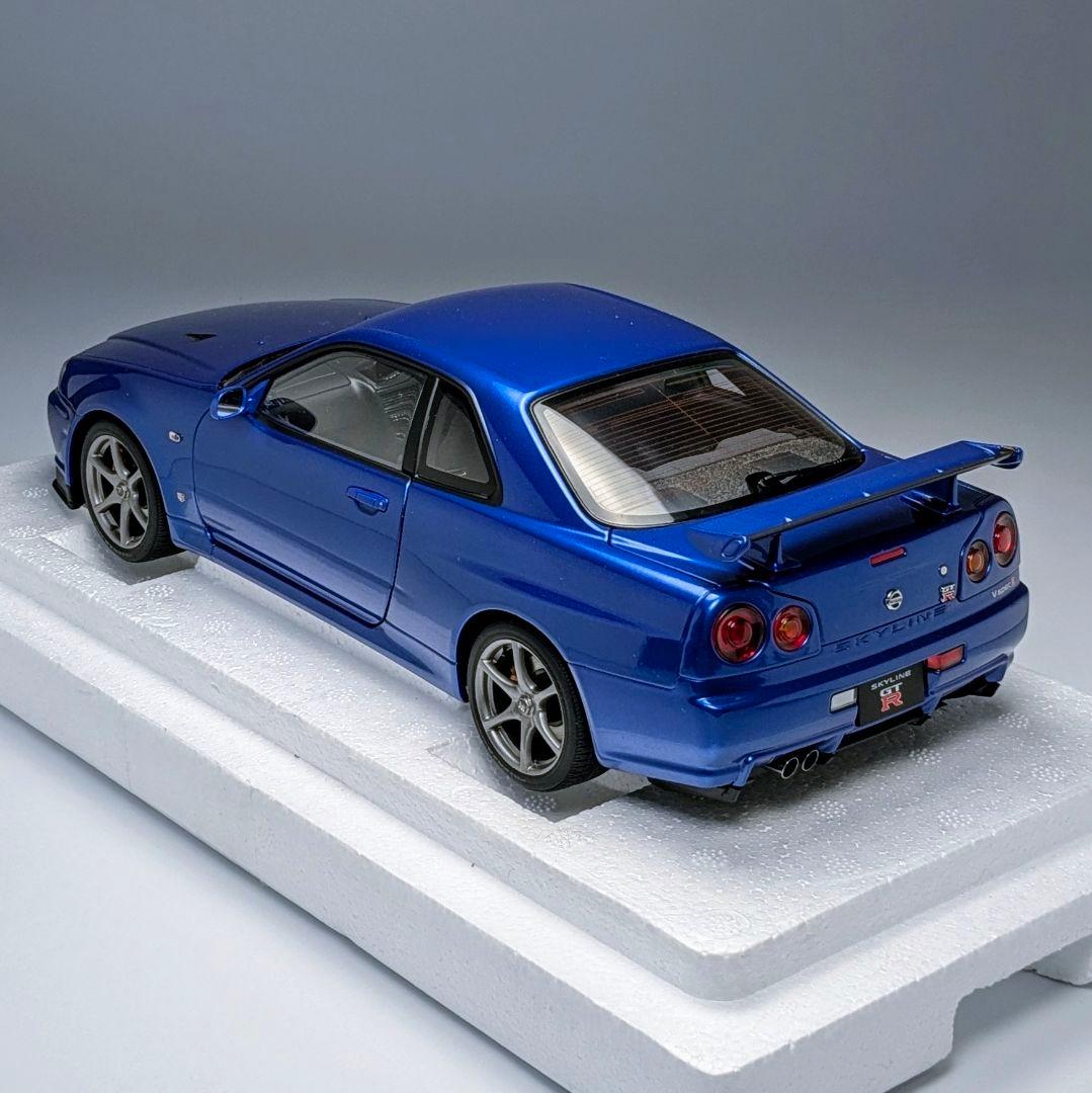 オートアート 1/18 日産 スカイライン GT-R VスペックII 77408