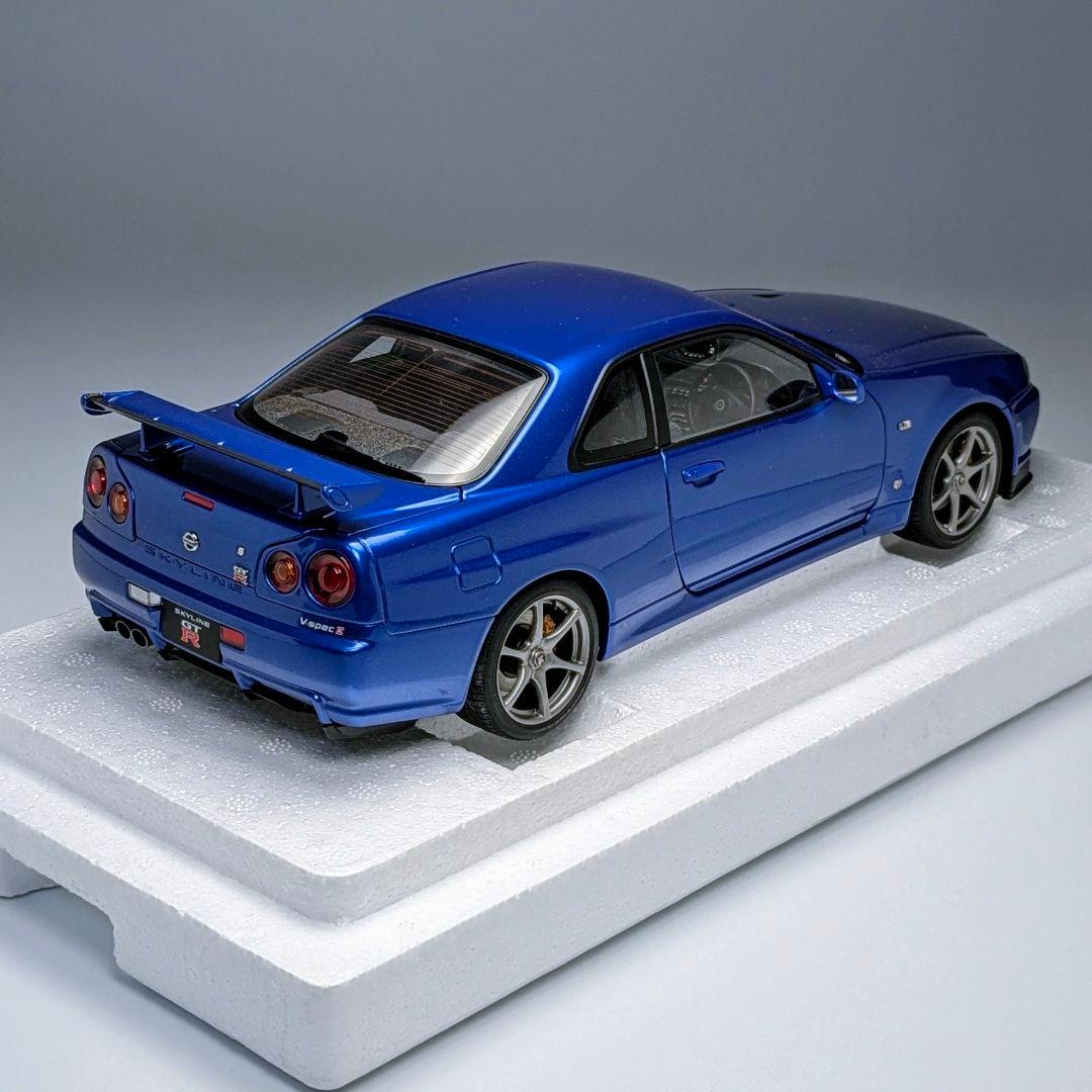 オートアート 1/18 日産 スカイライン GT-R VスペックII 77408