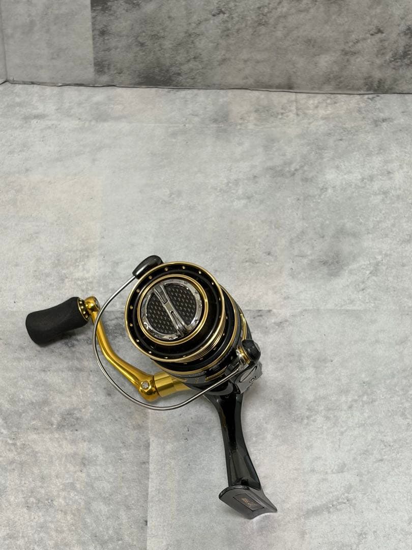 アブガルシア Revo PRM 2500SH リール スピニング　レボ Abu