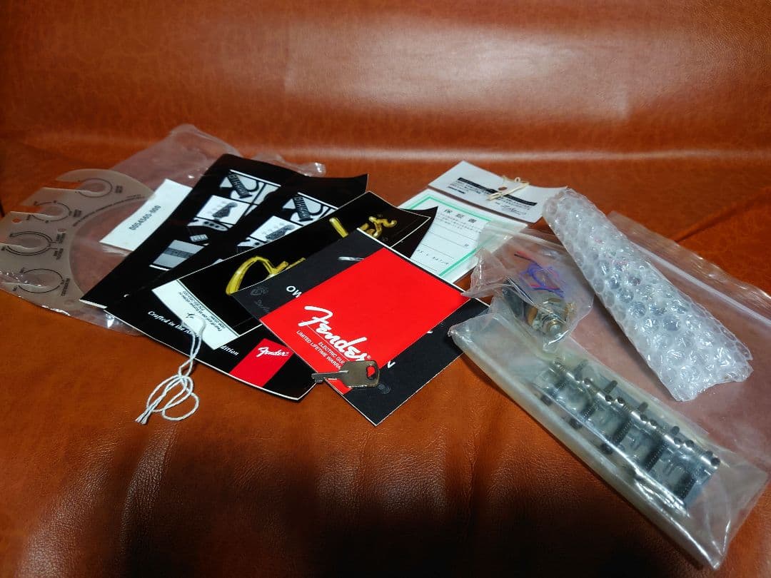 ベース Fender American Deluxe Precision Bass V