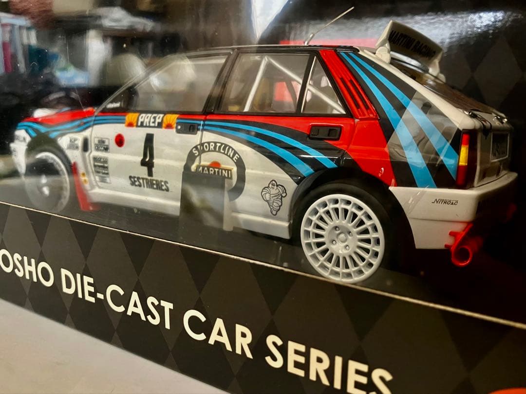 「おはよう様」専用 1/18 京商Lancia Delta Integrale