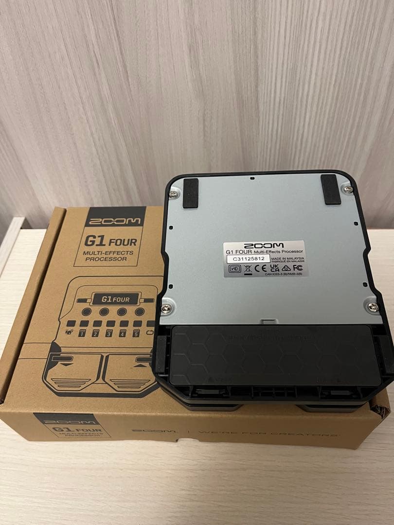 ZOOM G1 FOUR マルチエフェクター