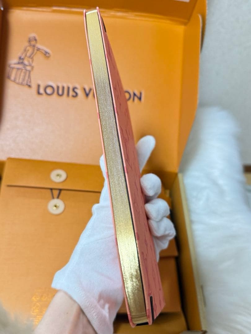 Louis Vuitton ピンク ノート