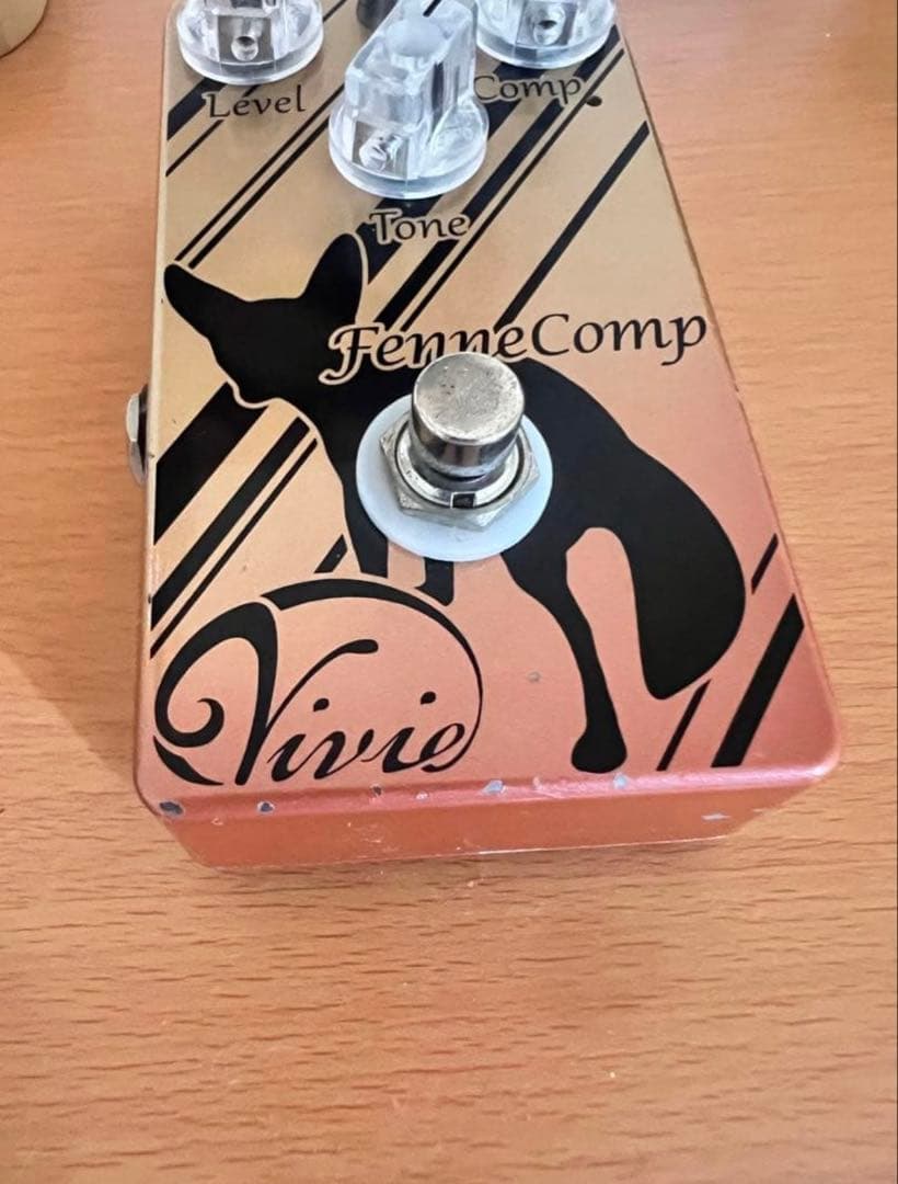 Vivie FenneComp ベースエフェクター