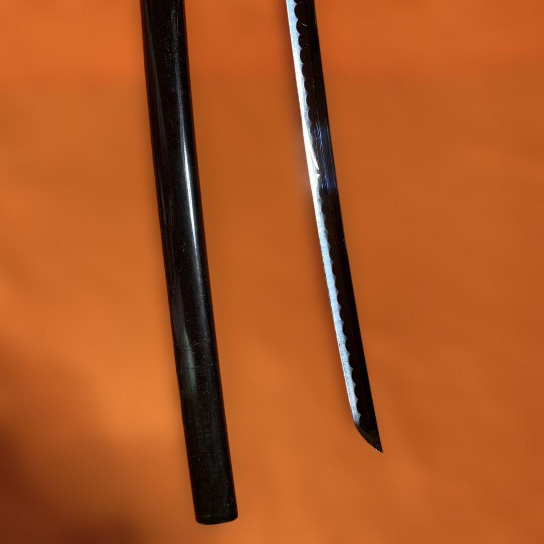 上級模造刀 黒柄 獅子彫丸鍔 濃赤茶呂鞘