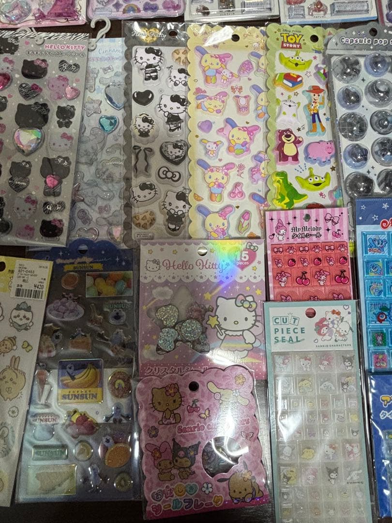 ボンボンドロップシール　ちいかわ　しずくちゃん　コットンパフィー　大人の図鑑