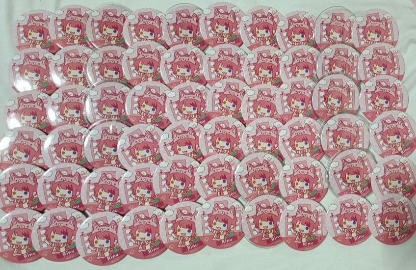 すとぷり　莉犬　缶バッチ　アニマル缶バッチ　あにまる缶バッチ