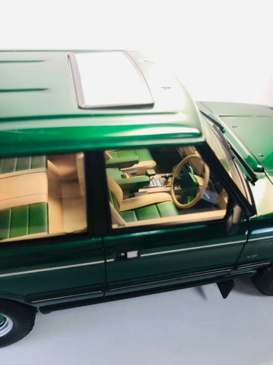 クラシックレンジローバー　アーデングリーン　アオシマ1/24