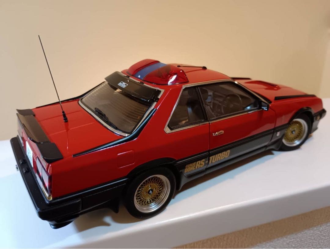 AUTOart 1/18 西部警察日産スカイラインマシーンRS-1(DR30)