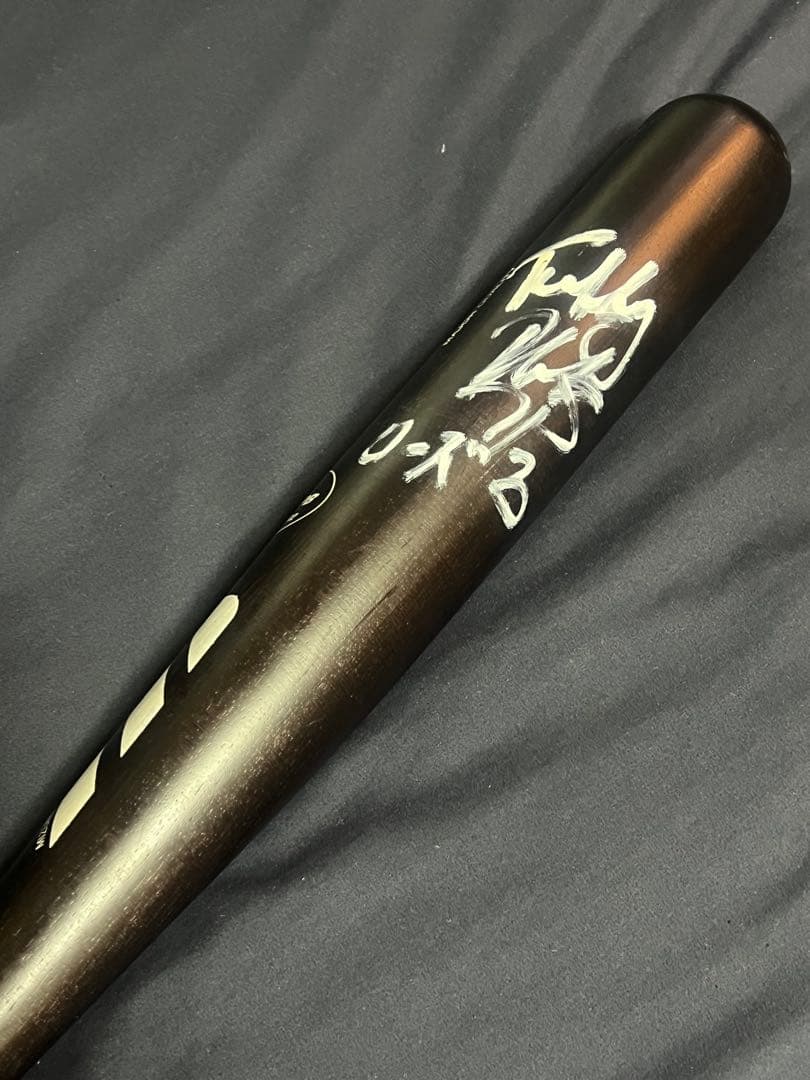 大阪近鉄バファローズ タフィ・ローズ 試合用 サイン入りバット