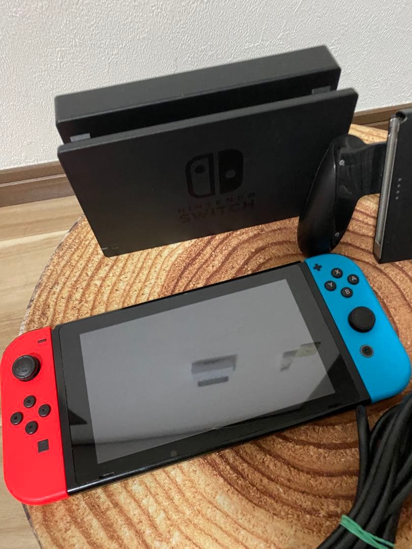 Nintendo Switch ニンテンドースイッチ本体　ネオン 箱無し ②