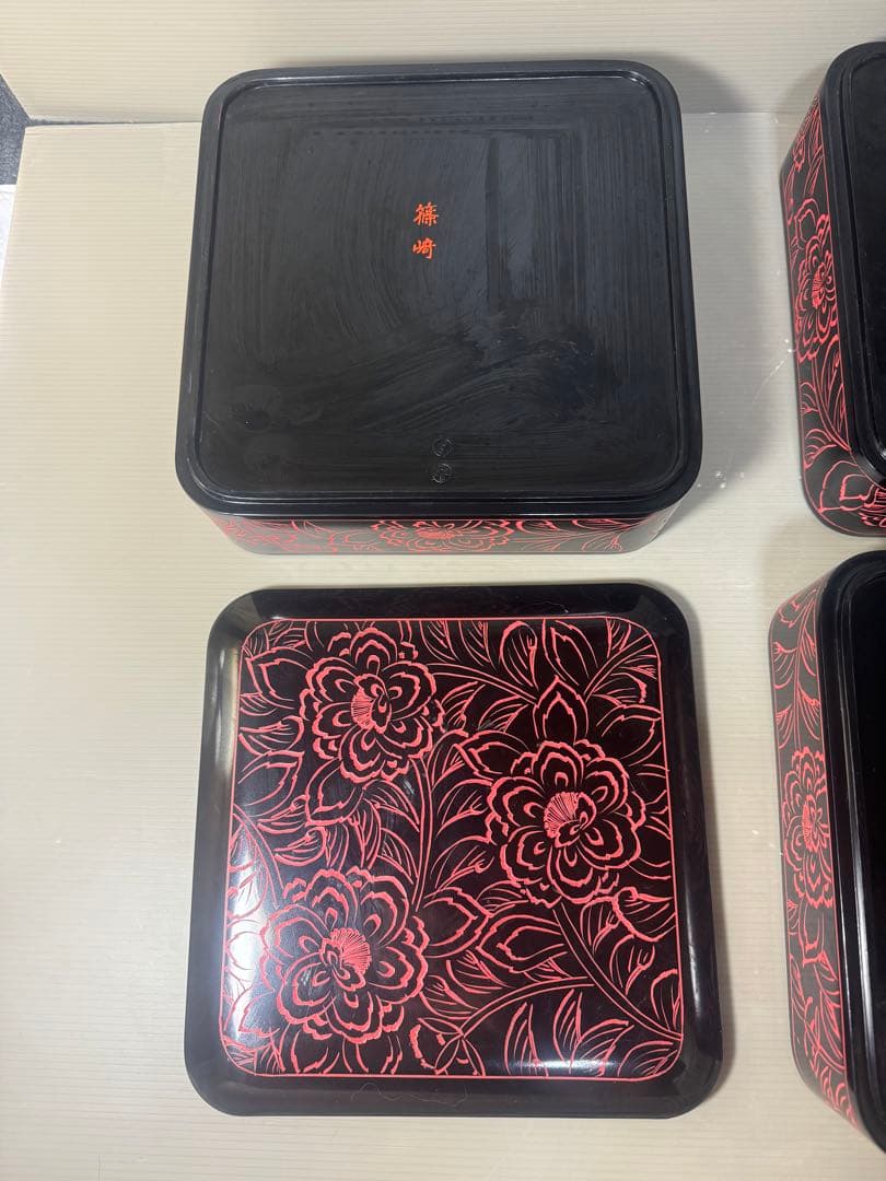 2546 越前塗　骨董　三段重箱 漆 漆器 泥朱 牡丹彫