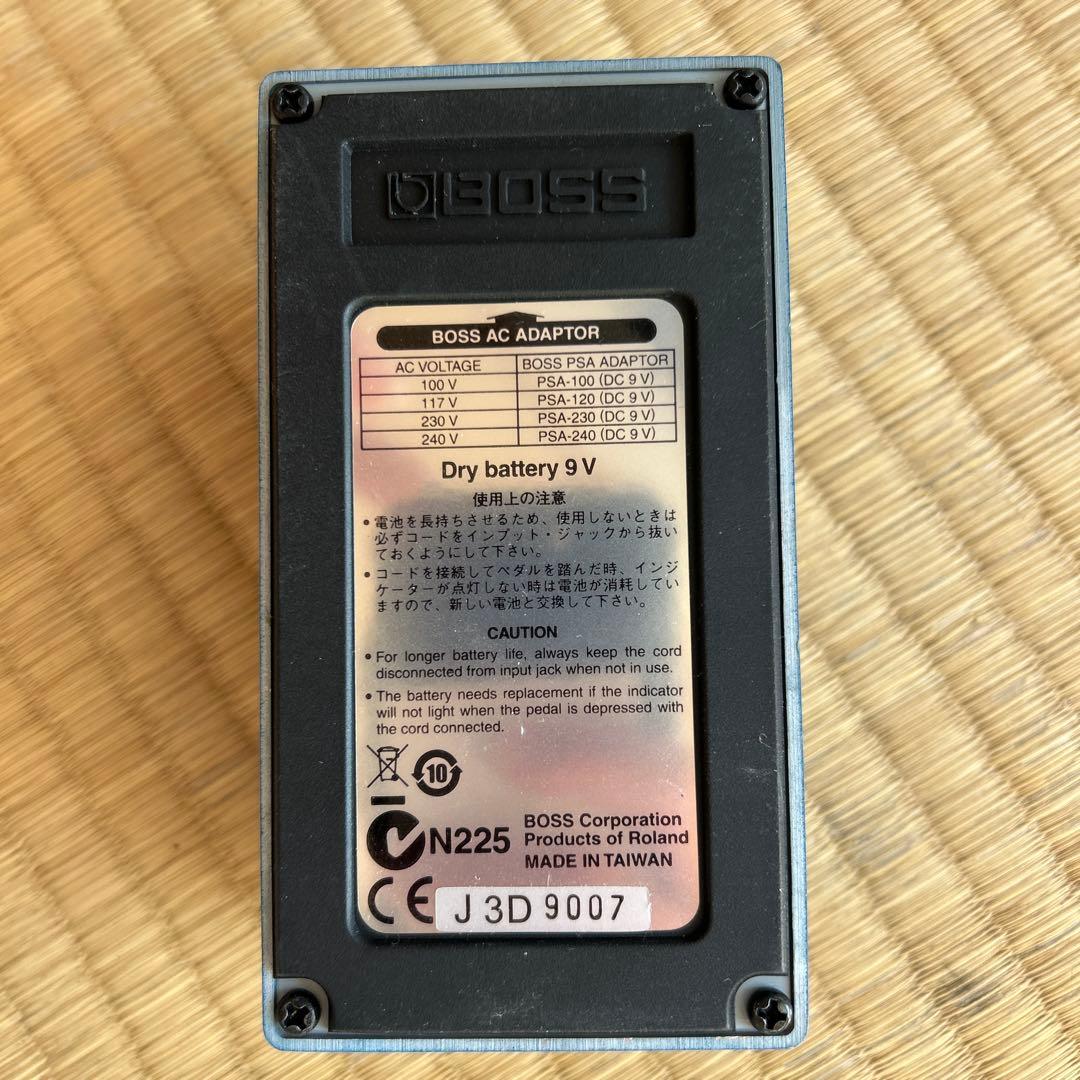 BOSS Distortion DS-1 ギターエフェクター