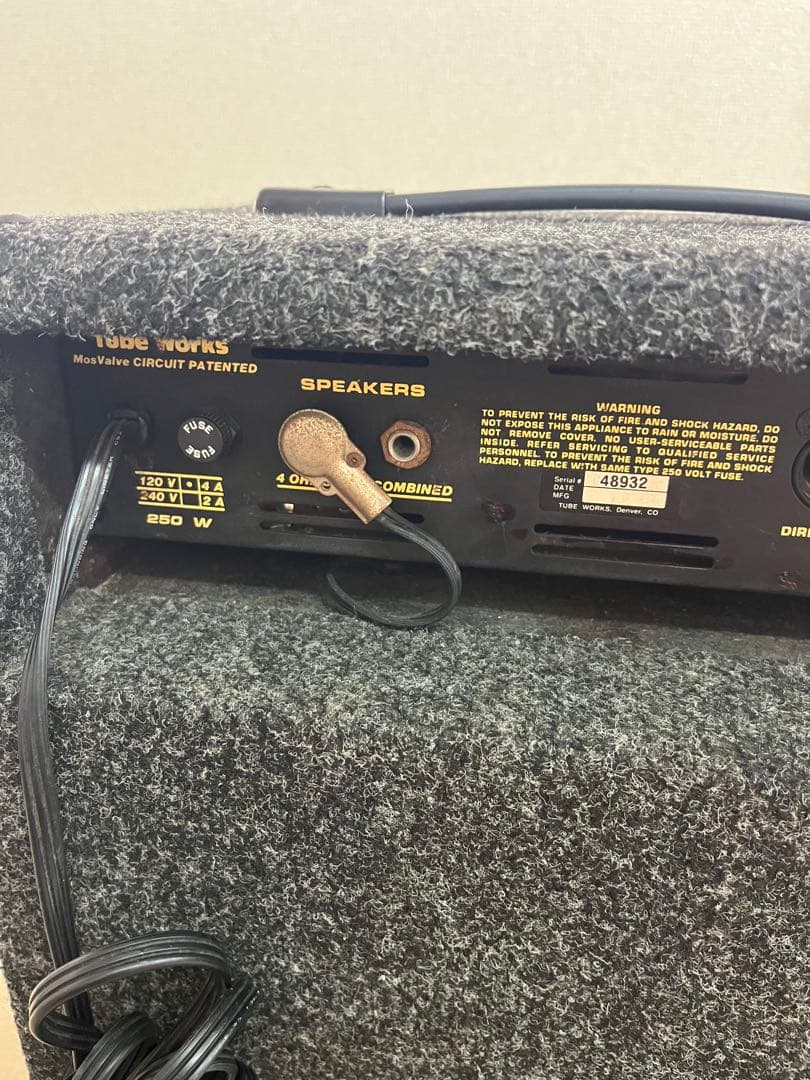 レア！Tube Works 100 W MosValve BASS ベースアンプ