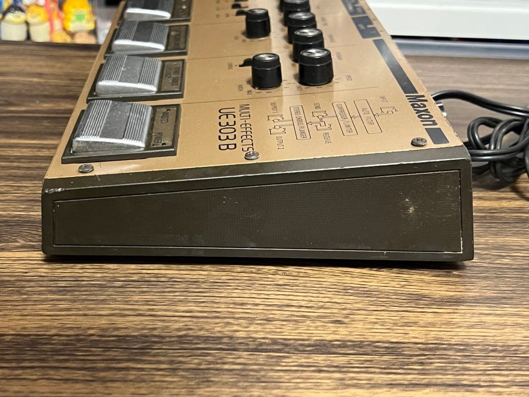 即発送 Maxon ue 303 B Multti-Effects