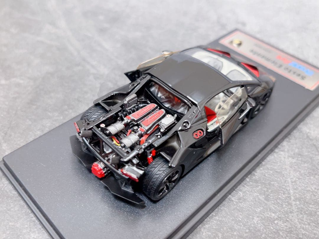 1/43 ランボルギーニ セスト エレメント(ブラック)フル開閉モデル