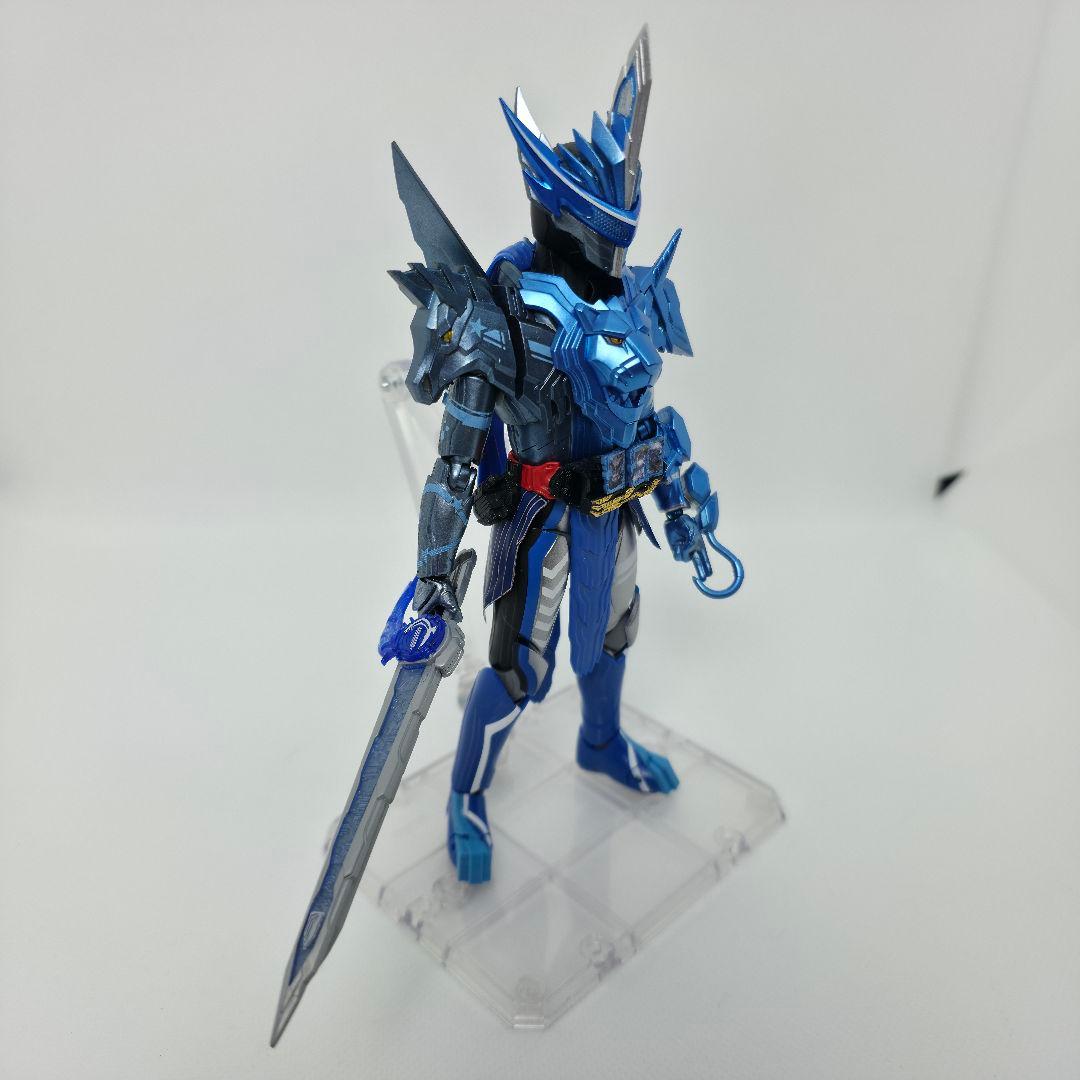 フィギュアーツ規格　仮面ライダーブレイズ　ファンタスティックライオン　カスタム