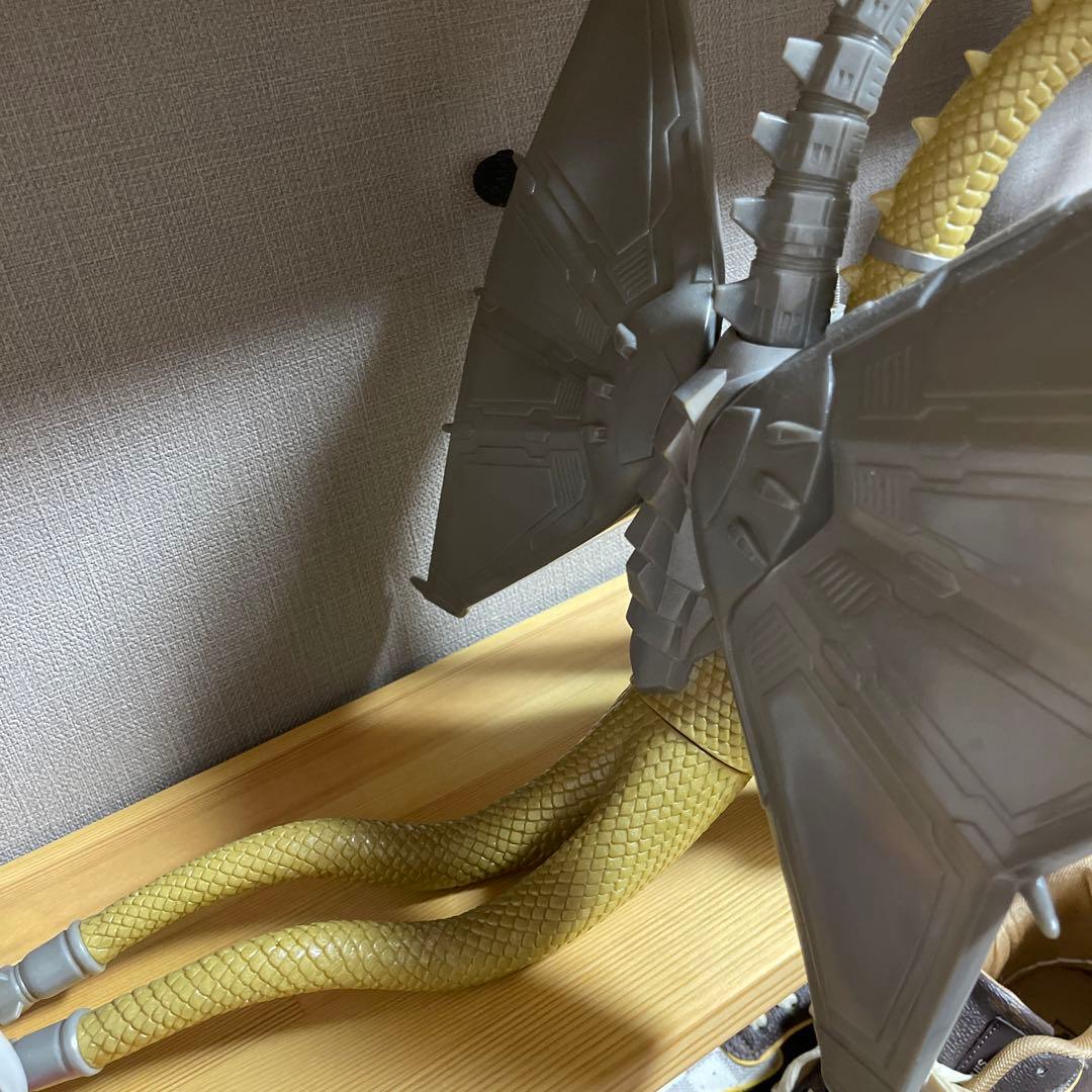 キングギドラ