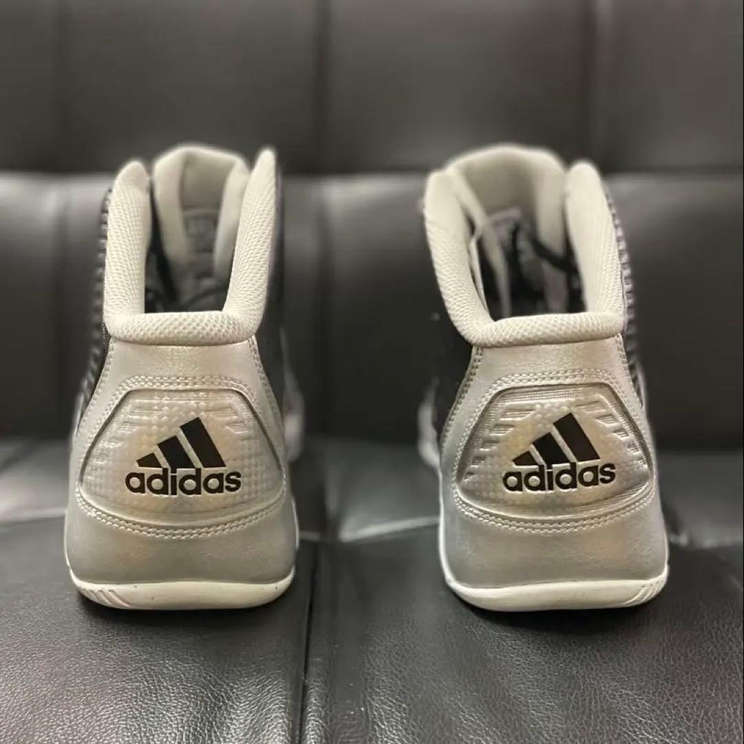 adidas ティム・ダンカン コマンダーTD5