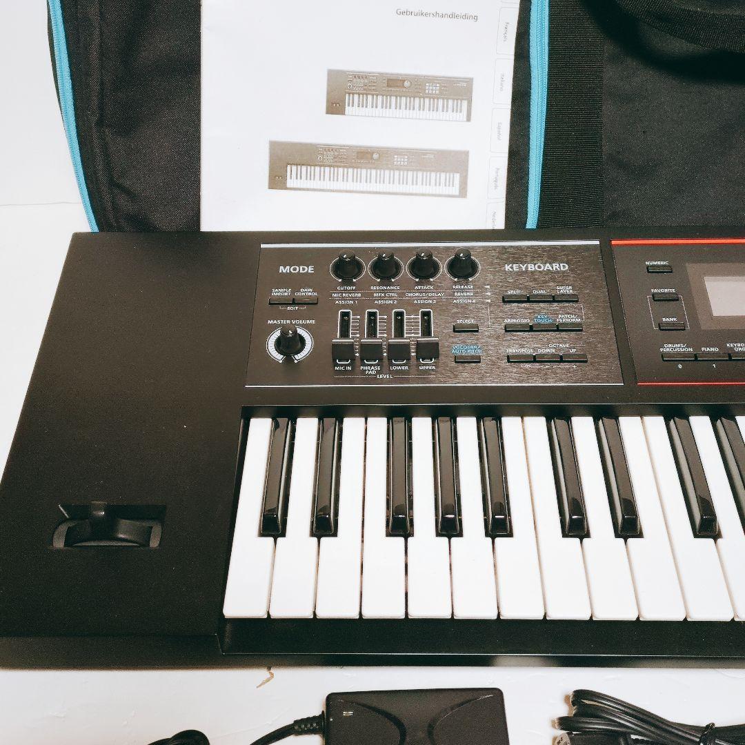 ROLAND JUNO-DS61 61鍵 シンセサイザー ソフトケース付属 美品