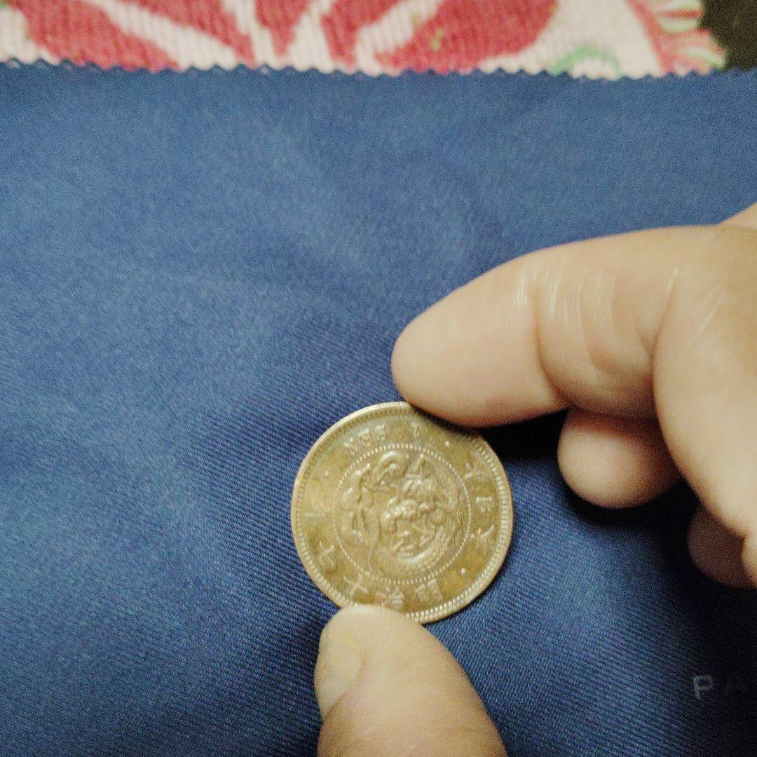 ドラゴンデザイン銀貨 旧貨幣