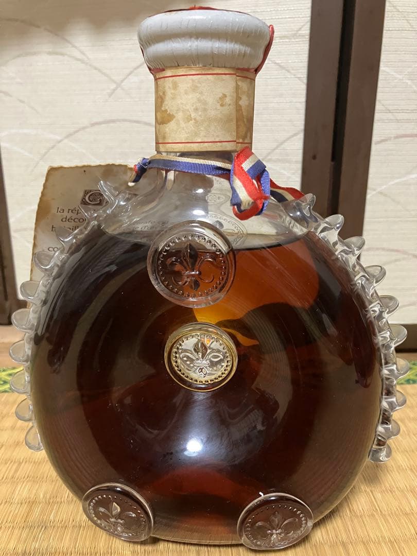 未開栓　古酒 レミーマルタン ルイ13世 箱あり　栓あり　箱に染み有り