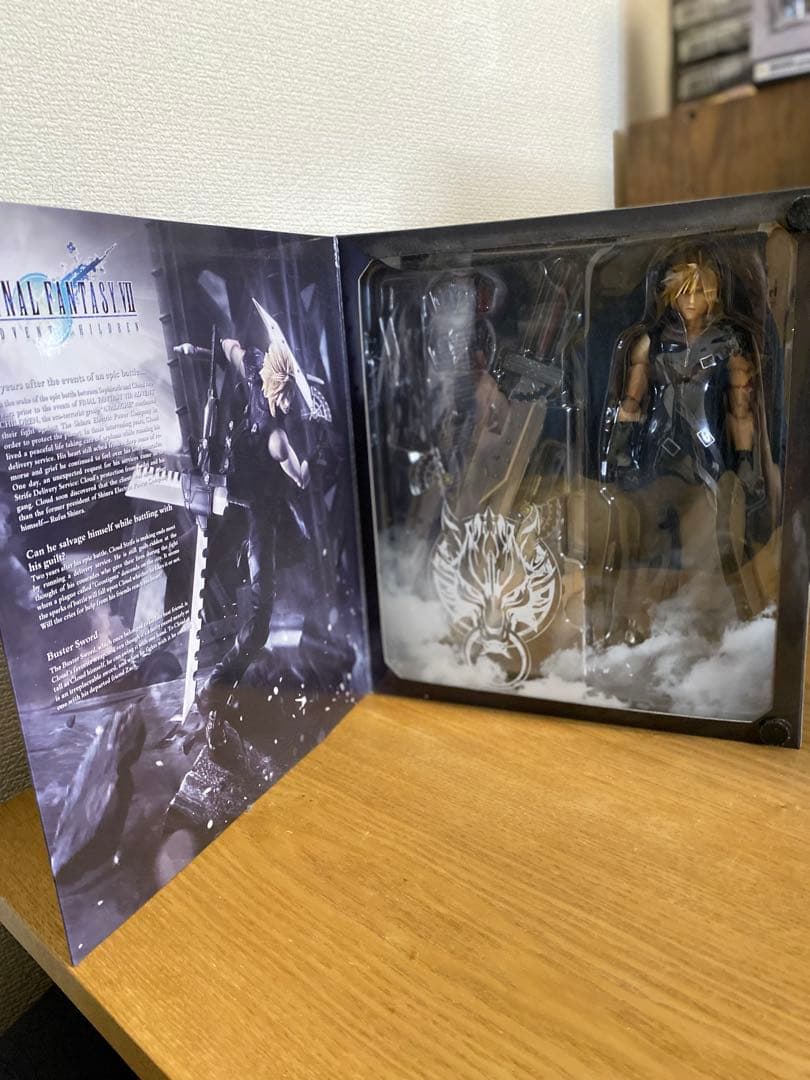 【未開封】FINAL FANTASY VII クラウド・ストライフ フィギュア