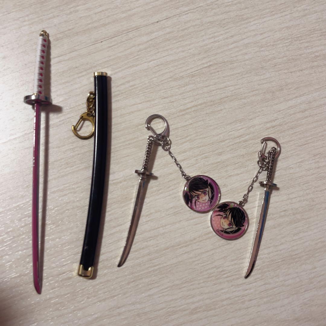 鬼滅の刃 栗花落カナヲ キーホルダー まとめ売り