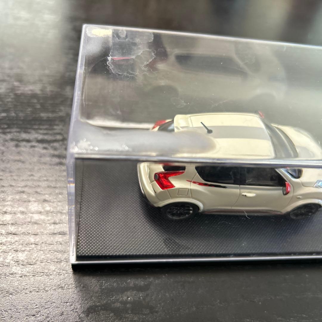 【貴重】F15 ジュークニスモ　モデルカー