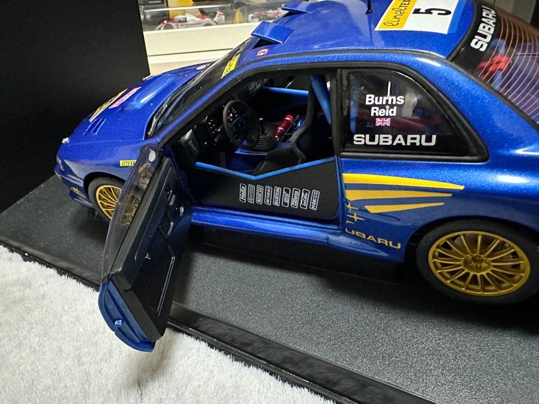 ミニカー AUTOart 1/18 SUBARU IMPREZA WRC'99
