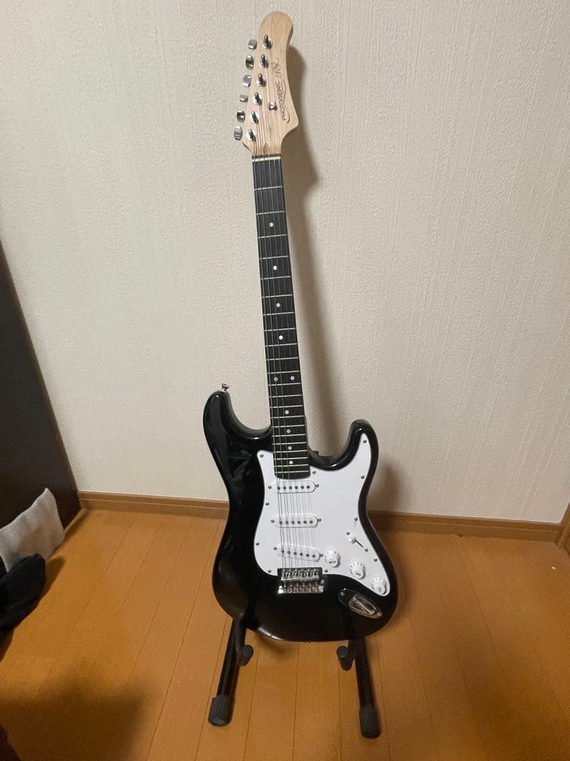 Photogenic ST-180 BK エレキギター