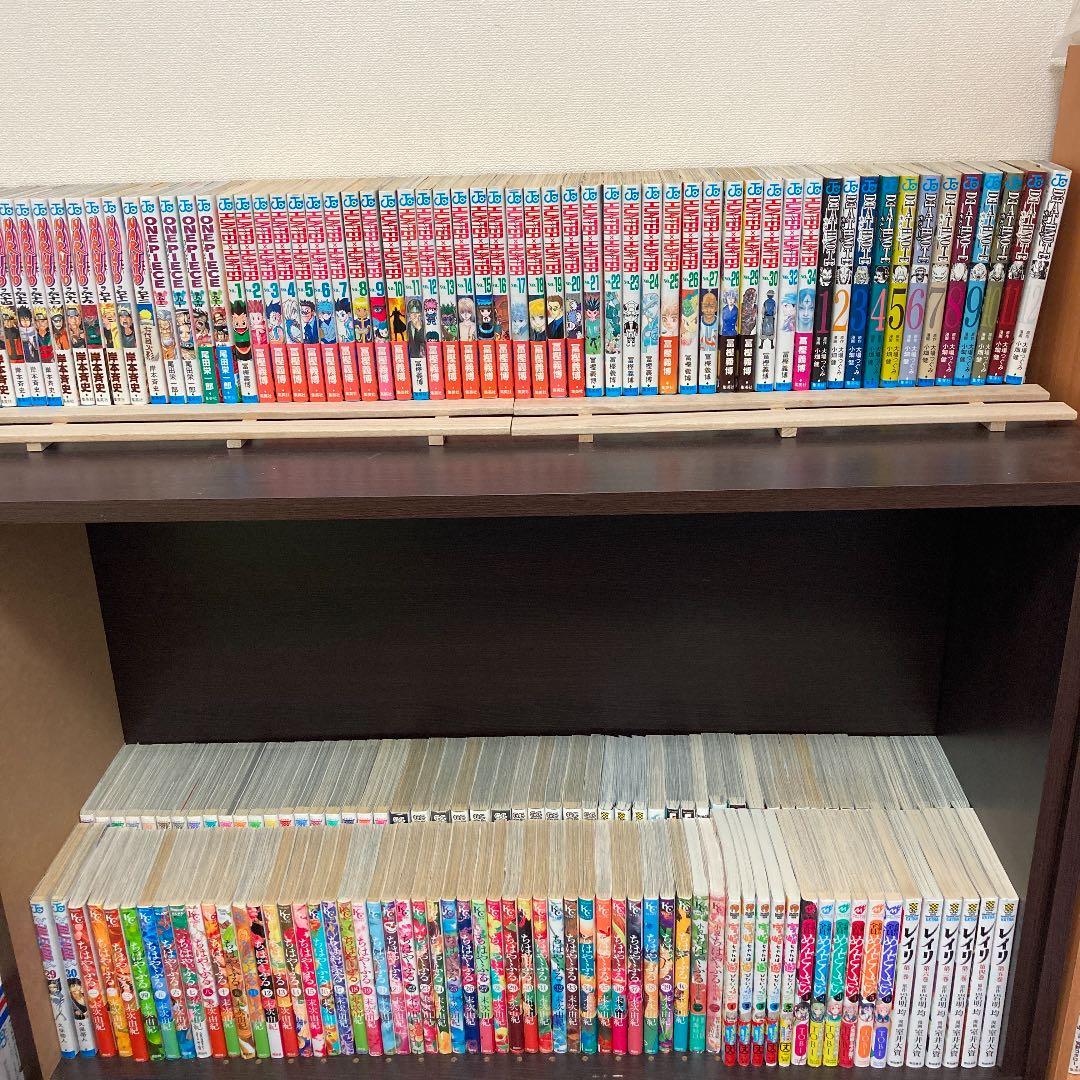 漫画ゲーム　1枚目今の本棚