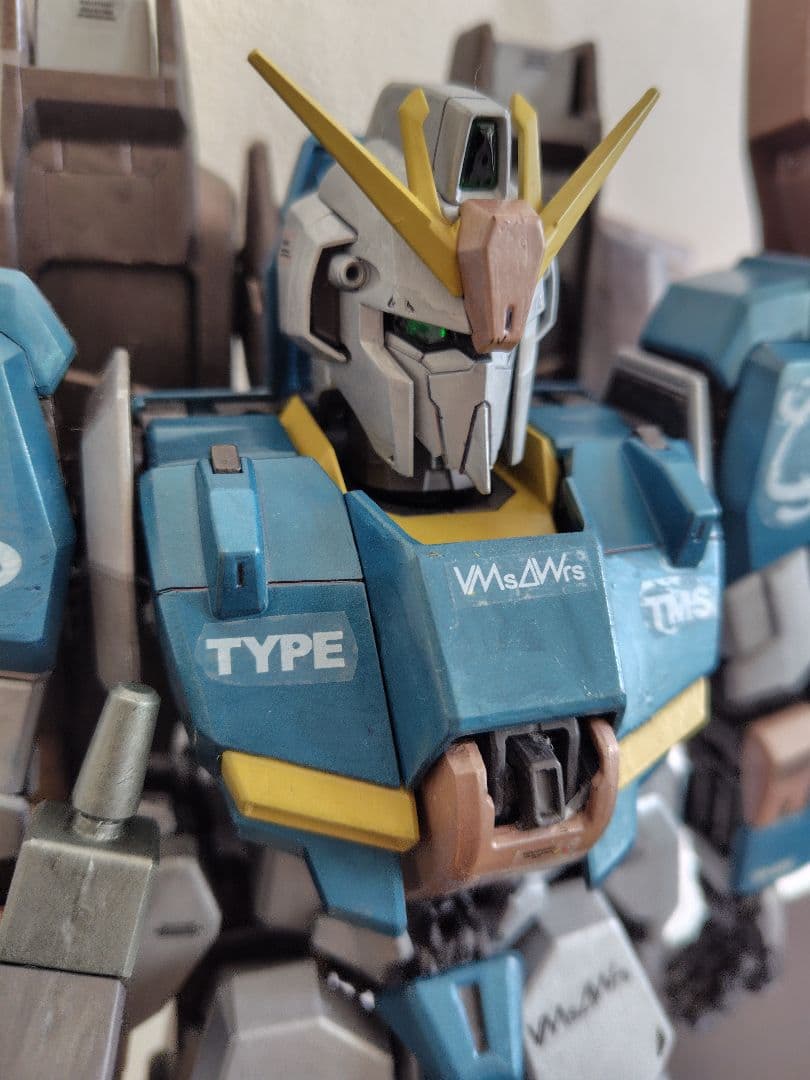 完全塗装版　完成品　PG 1／60　ゼータガンダム　Zガンダム　メタリック塗装