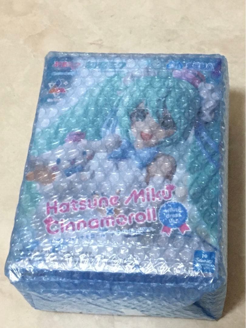 ☆未開封☆初音ミク✕シナモン コラボ フィギュア