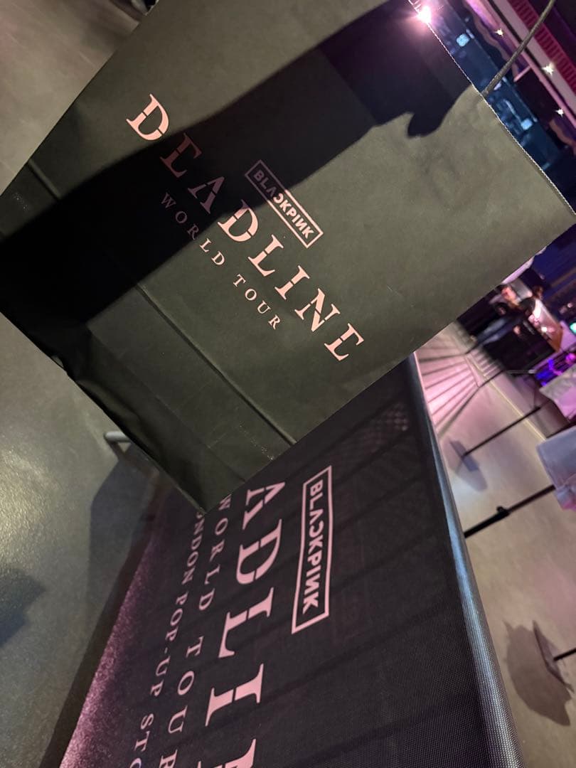 BLACKPINK DEADLINE WORLD TOUR ロンドン値下げ中