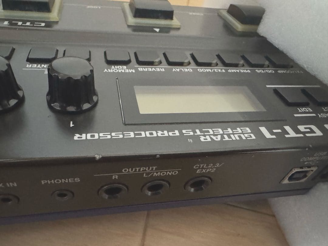 ギター BOSS GT-1